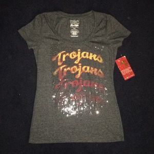 NEW WITH TAG Woman's USC Tshirt